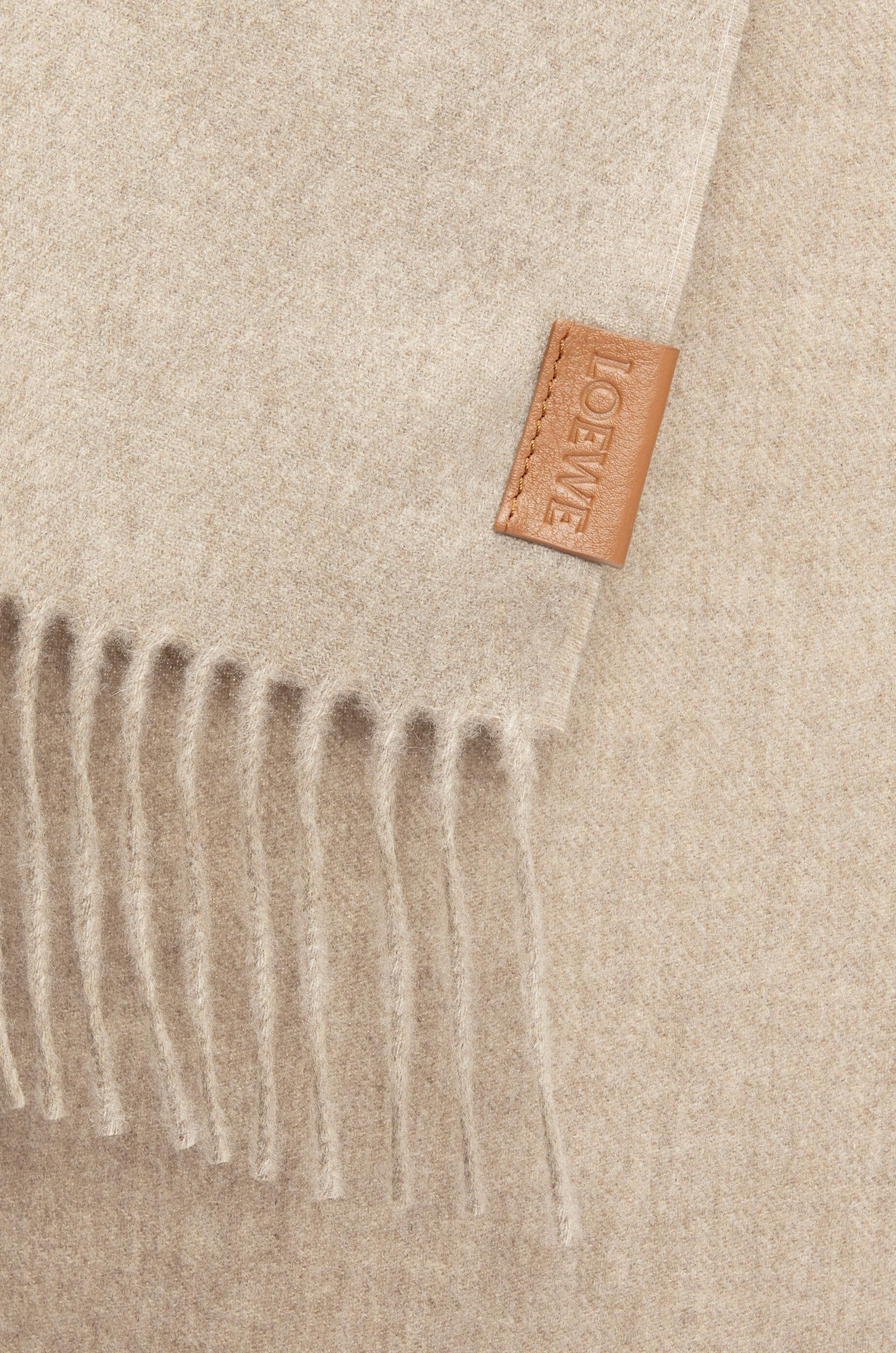 スカーフ（カシミヤ） ベージュ - LOEWE Japan official website