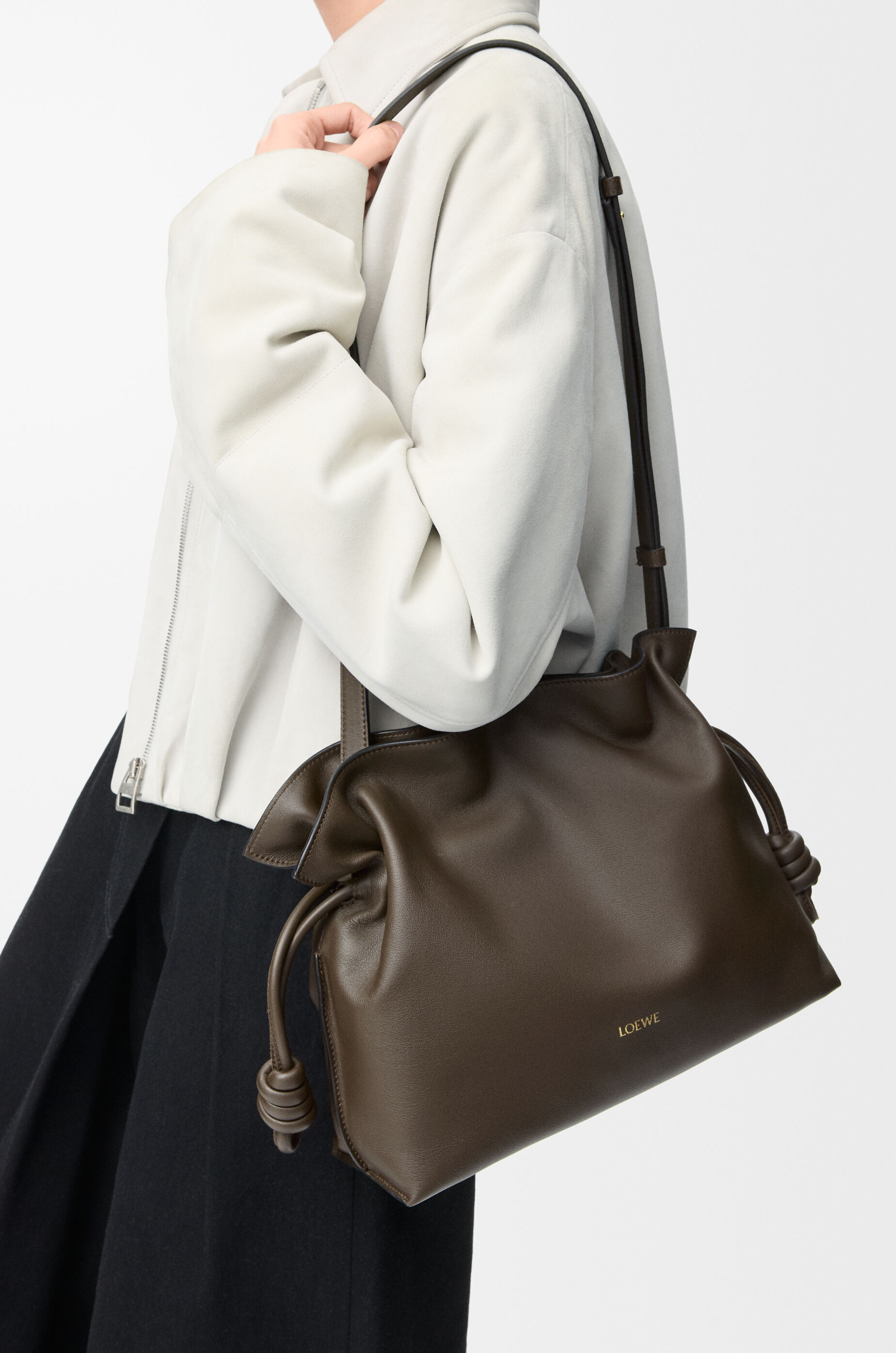 フラメンコクラッチ ミディアム（ナパカーフ） ブラウン - LOEWE Japan