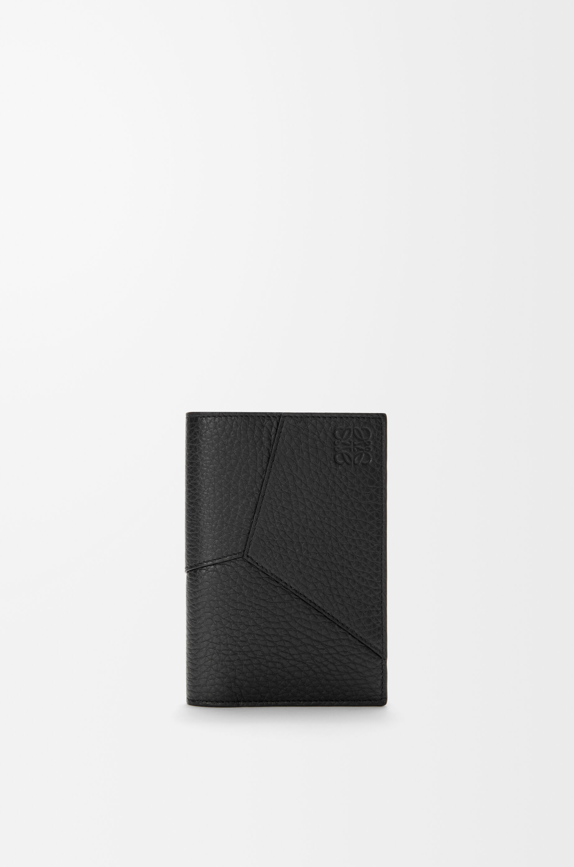 Puzzle passport cover in supple grained calfskin Black - LOEWE USA