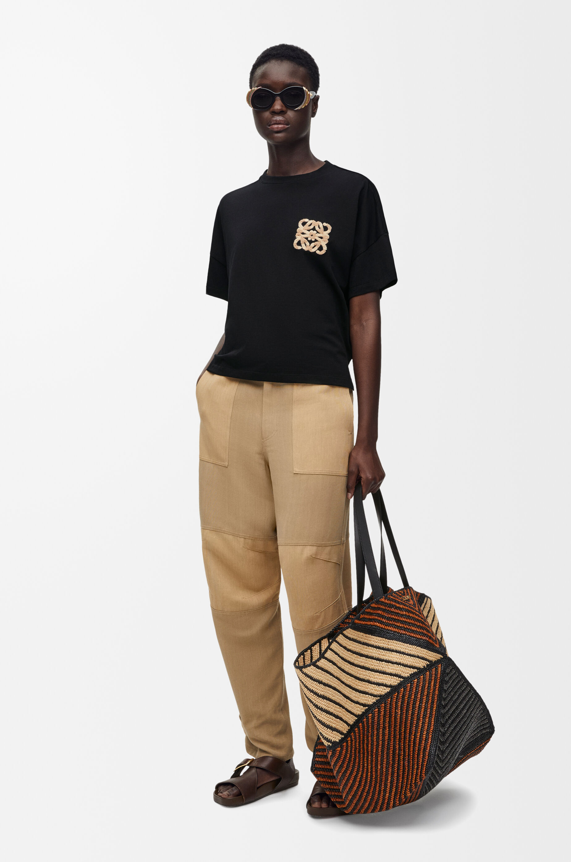 ボクシーフィット Tシャツ（コットン） ブラック - LOEWE Japan