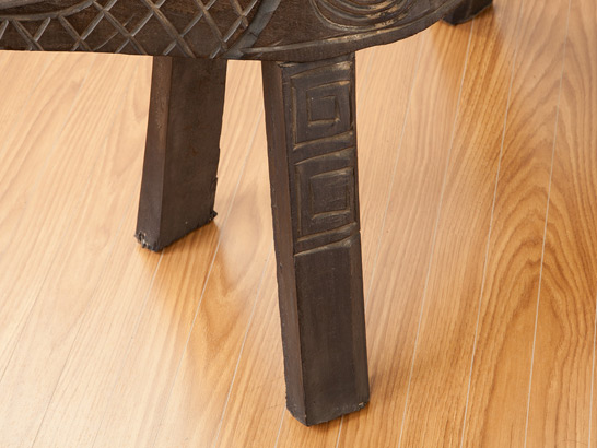 圧倒的な存在感。唯一無二の木製ワニベンチ/アジアン雑貨・バリ雑貨