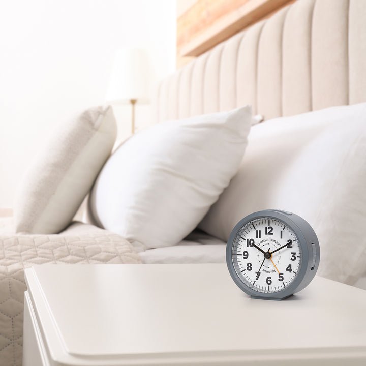 617-710 Atomic Analog Alarm Clock – Gray