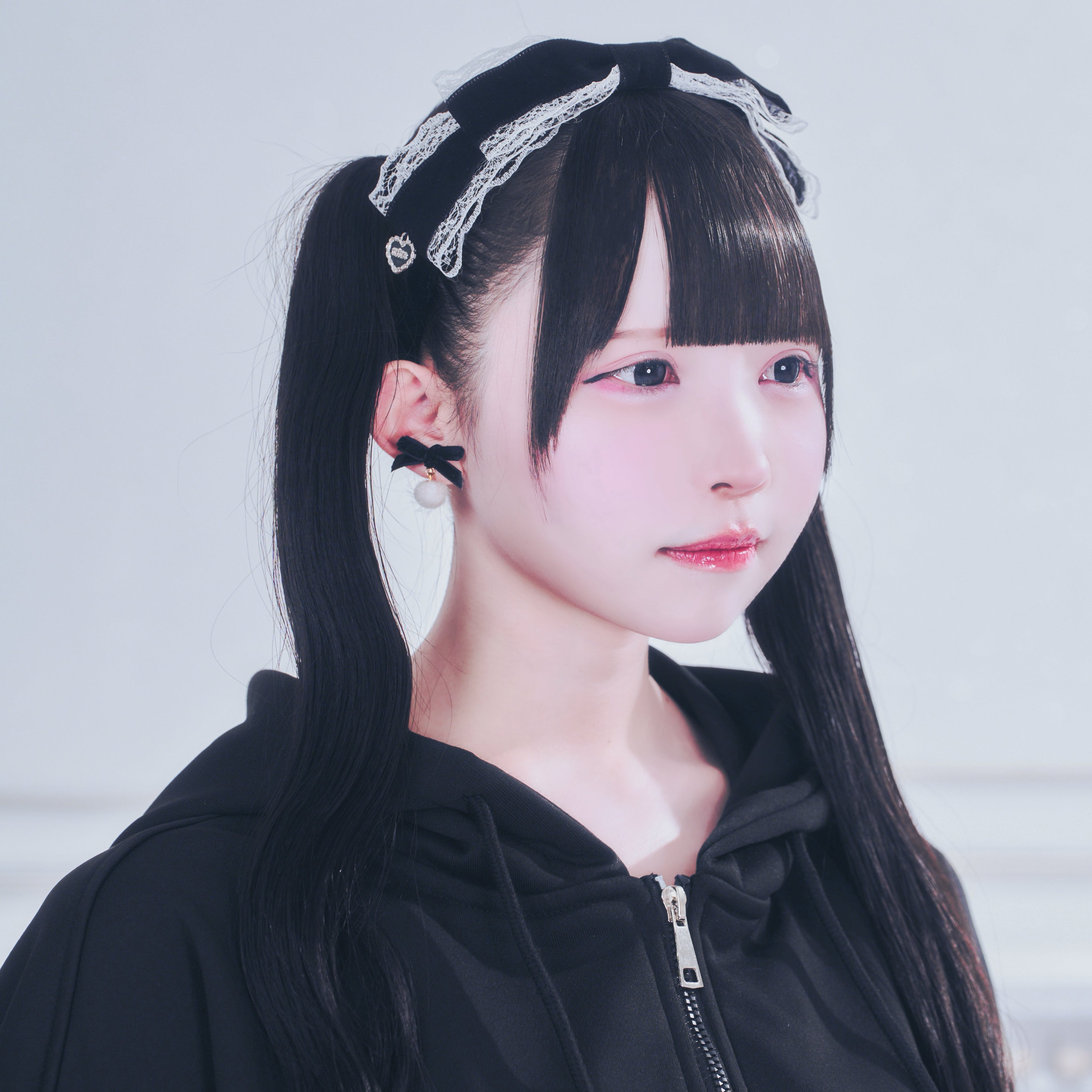 mine》ベロアリボンカチューシャ- LAFARY ONLINE