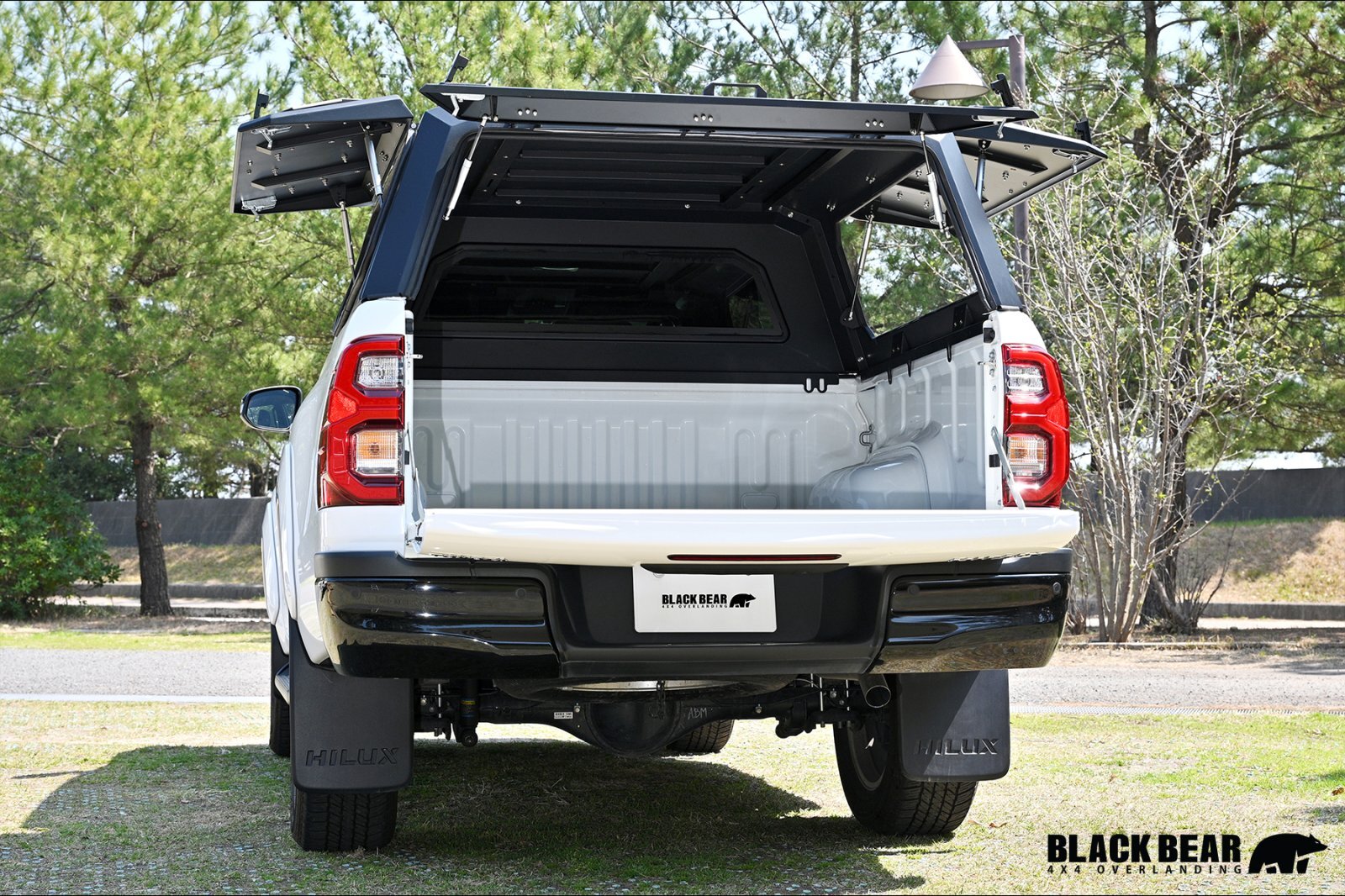 BLACK BEAR キャノピー［ハイラックス GUN125］