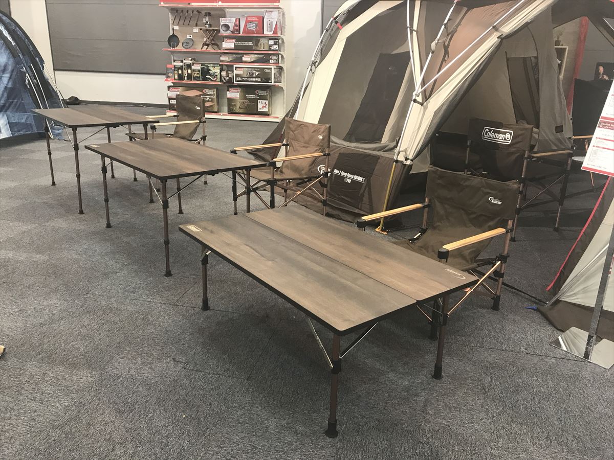 マスターシリーズにテーブルとチェアの新アイテムが登場-コールマン