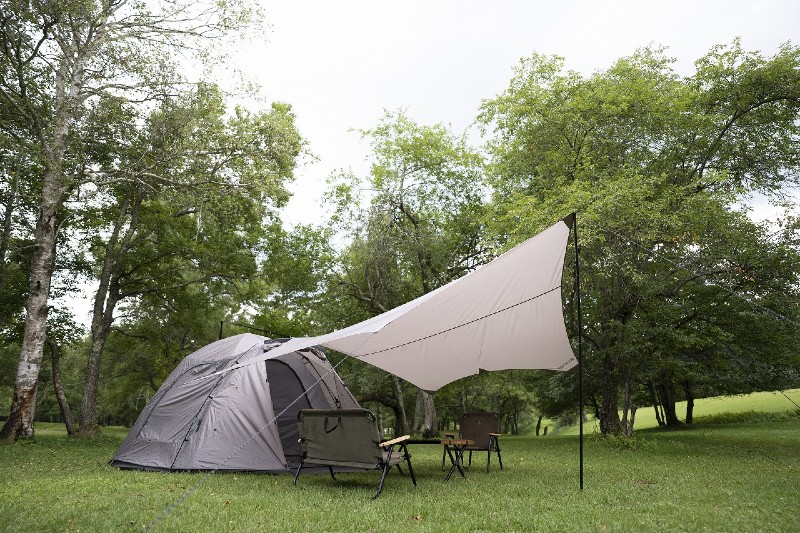 クイックキャンプが2種類の新作タープ「TCオクタ」と「ポリヘキサ」を