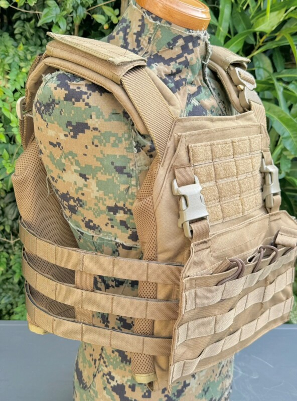 海兵隊実物 新型オードナンス プレートキャリア L コヨーテ 沖縄