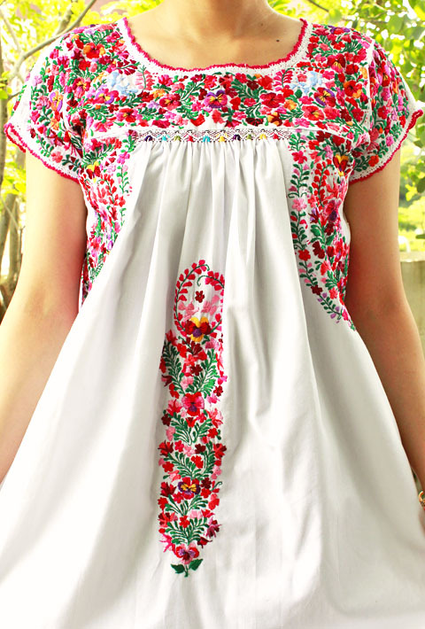 マリアさんの刺繍チュニック・メキシコ刺繍・オアハカ