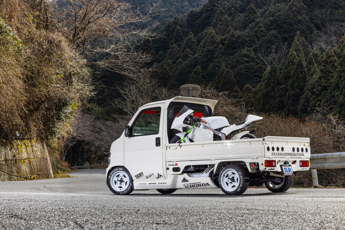 ホンダのDNAが宿るアクティトラックを、“タイプR”へと昇華するボディ