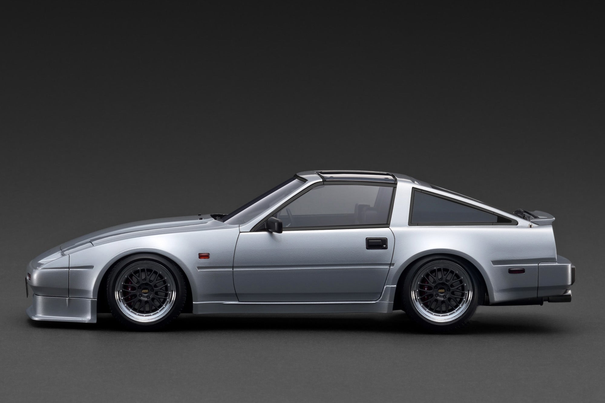 PREORDER* Ignition Model 1:18 Nissan Fairlady Z 2-Seater 300ZR