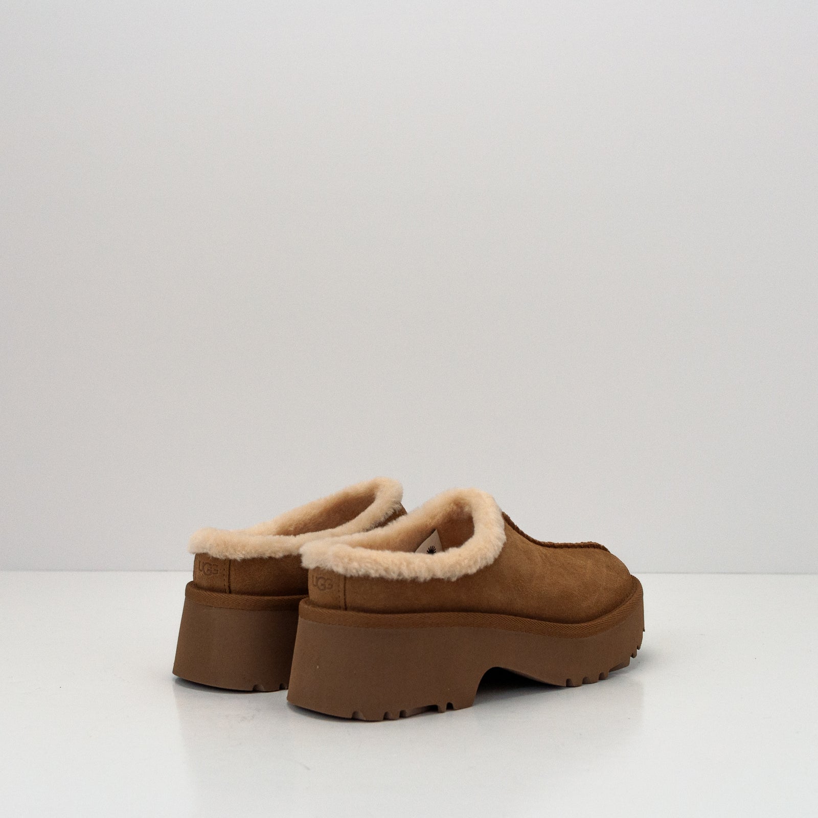 NEW HEIGHTS COZY UGG PLATFORM CLOGS | MOKSIN – Moksin