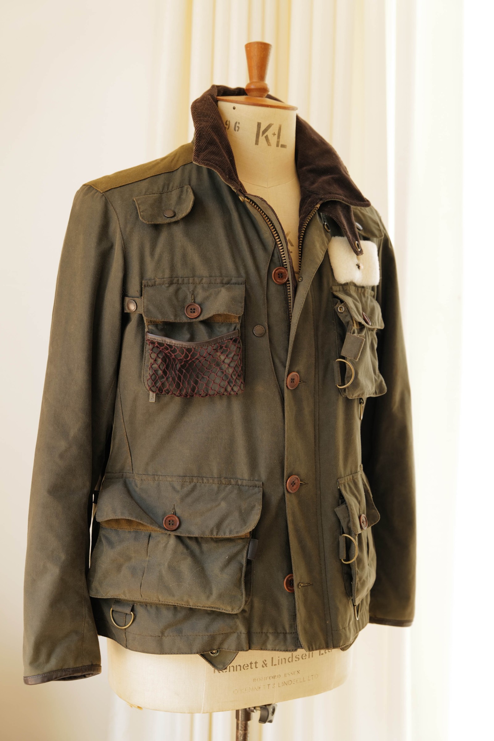 TOKITOの服は現代の古着になった！ 吉田十紀人とバブアーの