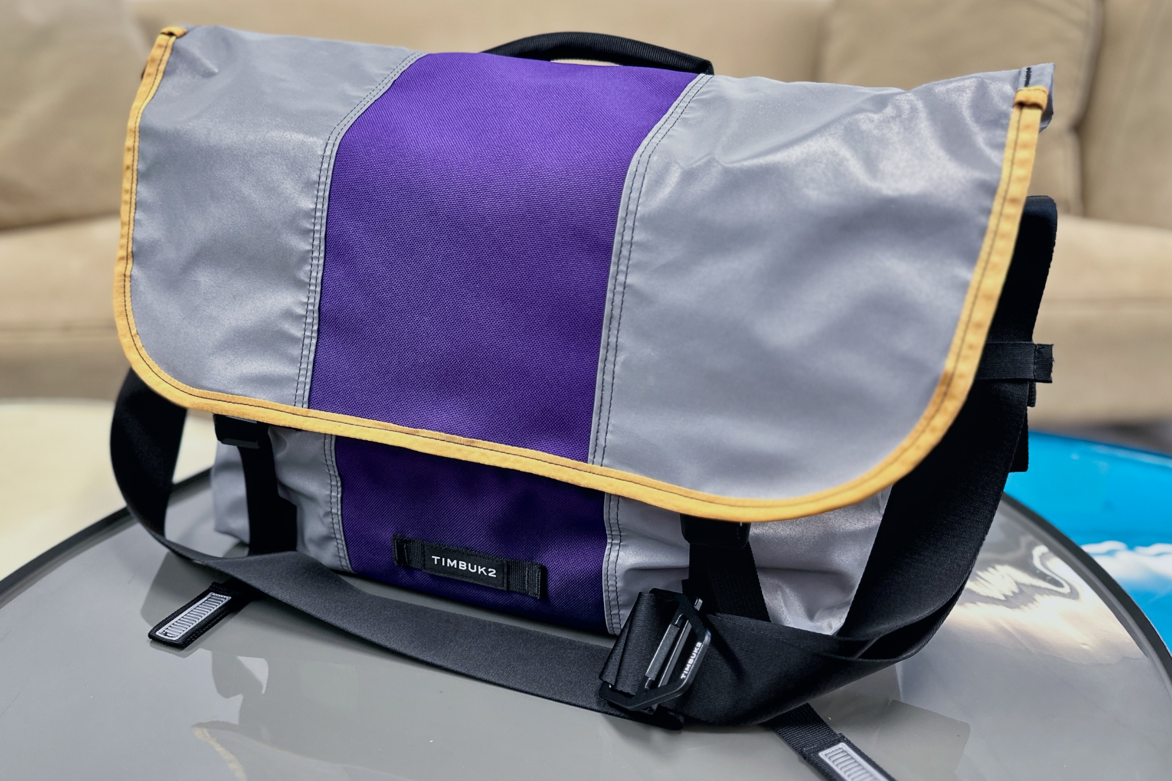 Timbuk2 Classic Messenger Bag review: Stylish update to an urban