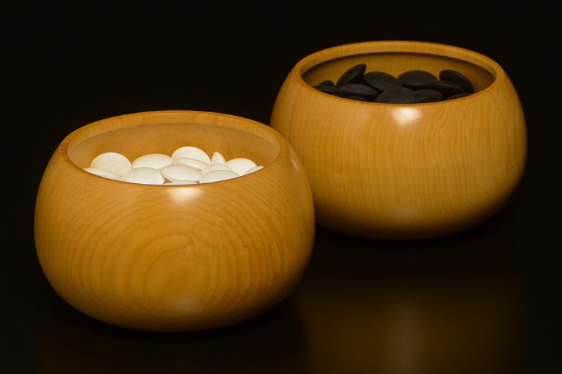 碁盤 はまぐり 蛤碁石 32号 碁笥セット 榧 囲碁セット | 日向碁盤碁石