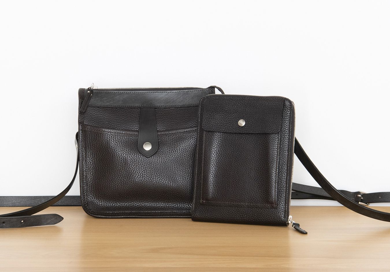 神南店から限定レザーバッグのご紹介 | MARGARET HOWELL