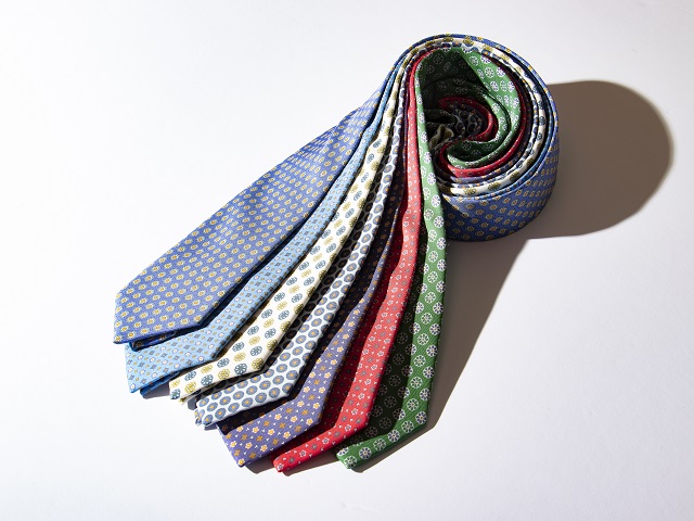 TIES】“これまでにない革新的な一本” | E.Marinella Napoli