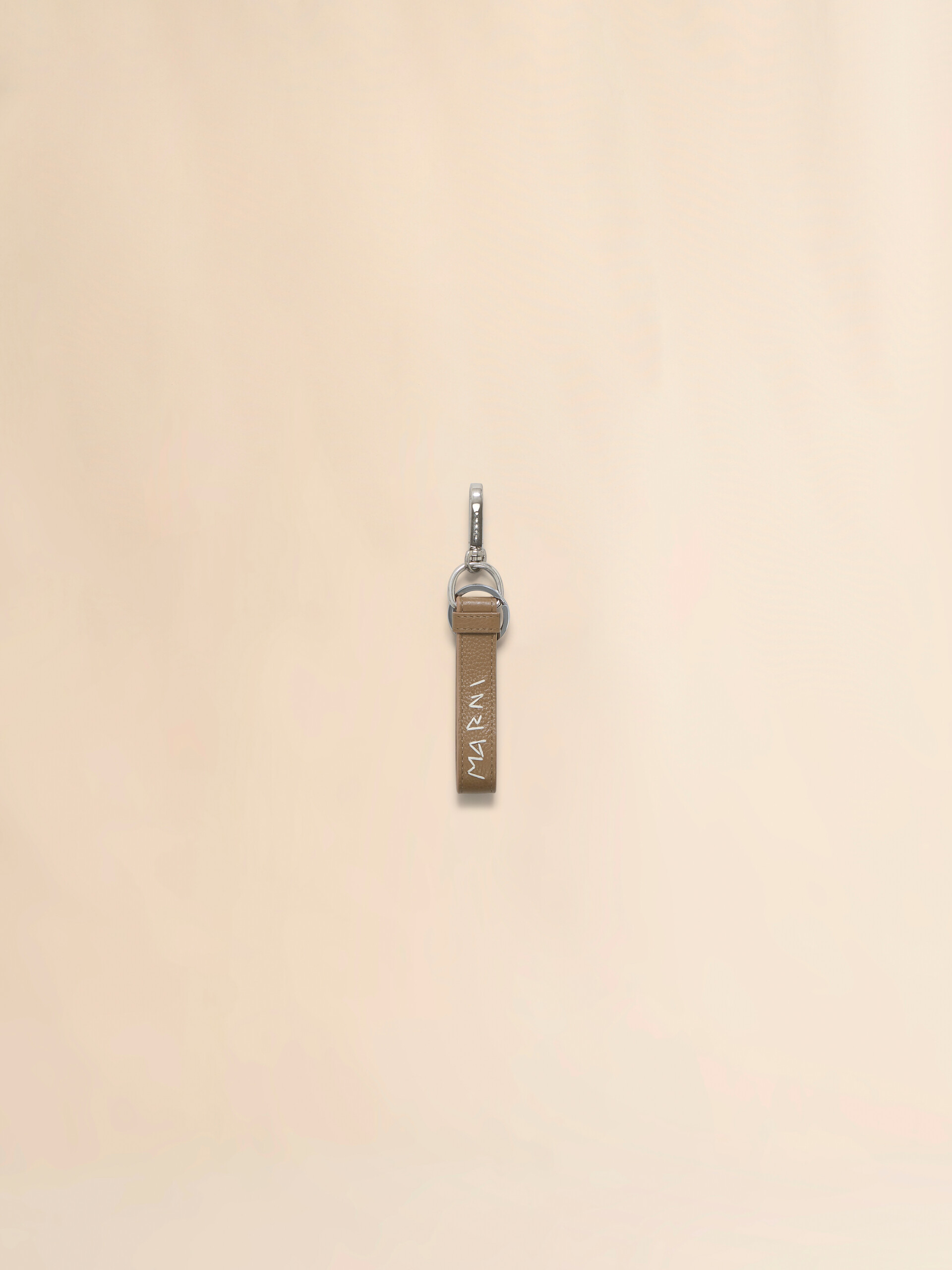 ブラック レザーキーリング、マルニメンディング刺繍入り | Marni