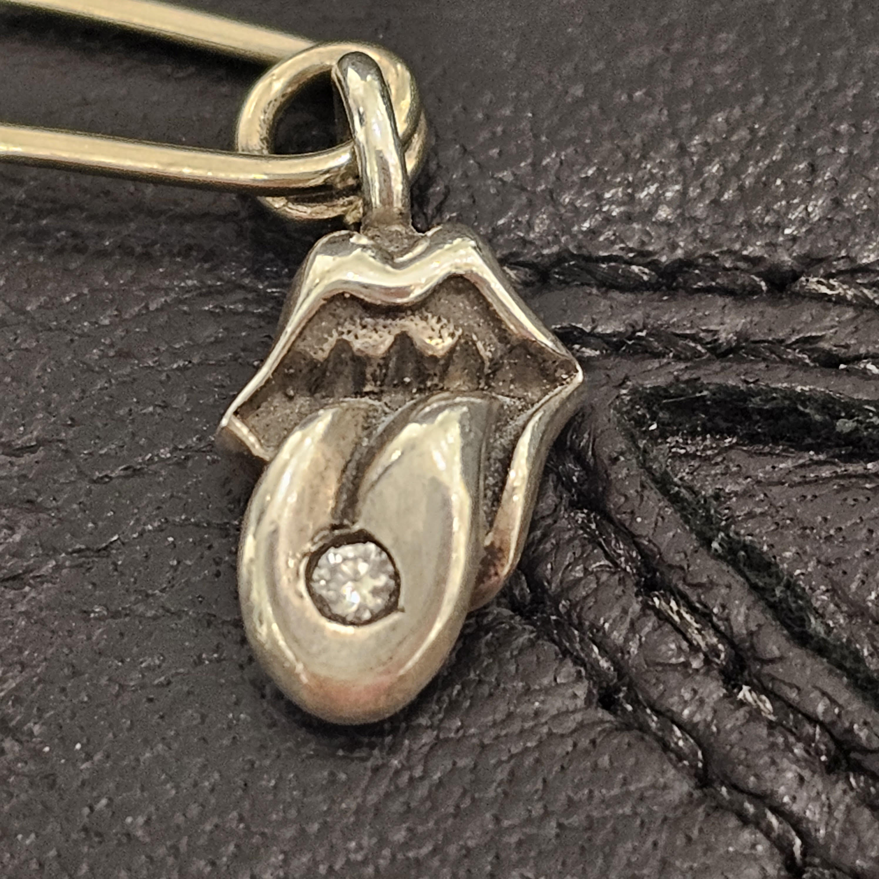 CHROME HEARTS × The Rolling Stones Safety Pin Lip & Tongue 1