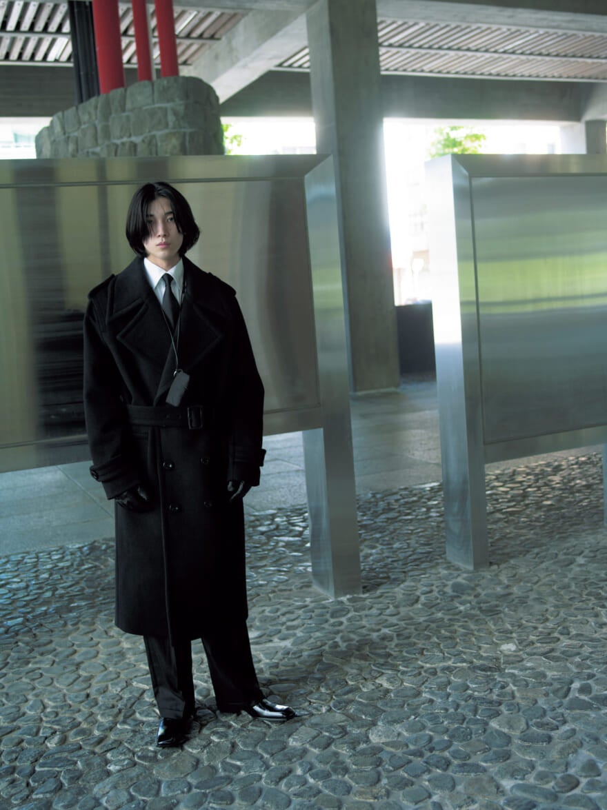 サンローラン」のオーバーサイズコートが秋に買うべき本命アウター