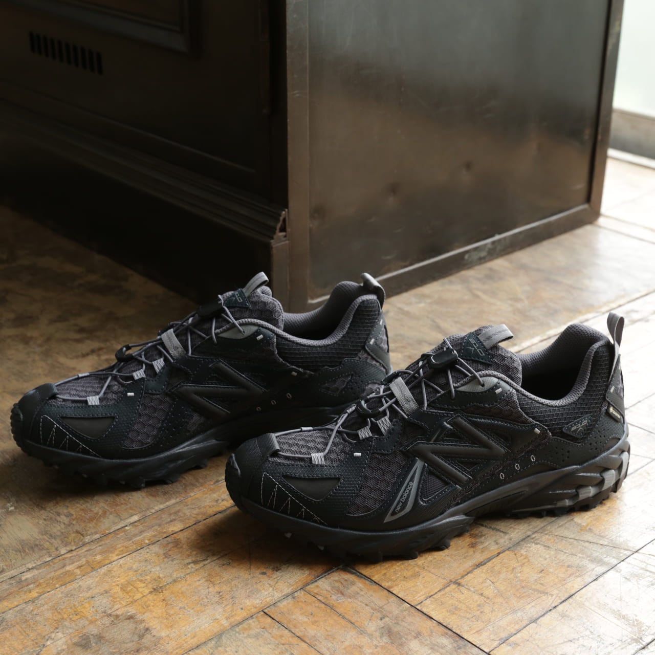 編集部が気になる黒スニーカー11選。GORE-TEX®な「ニューバランス」と