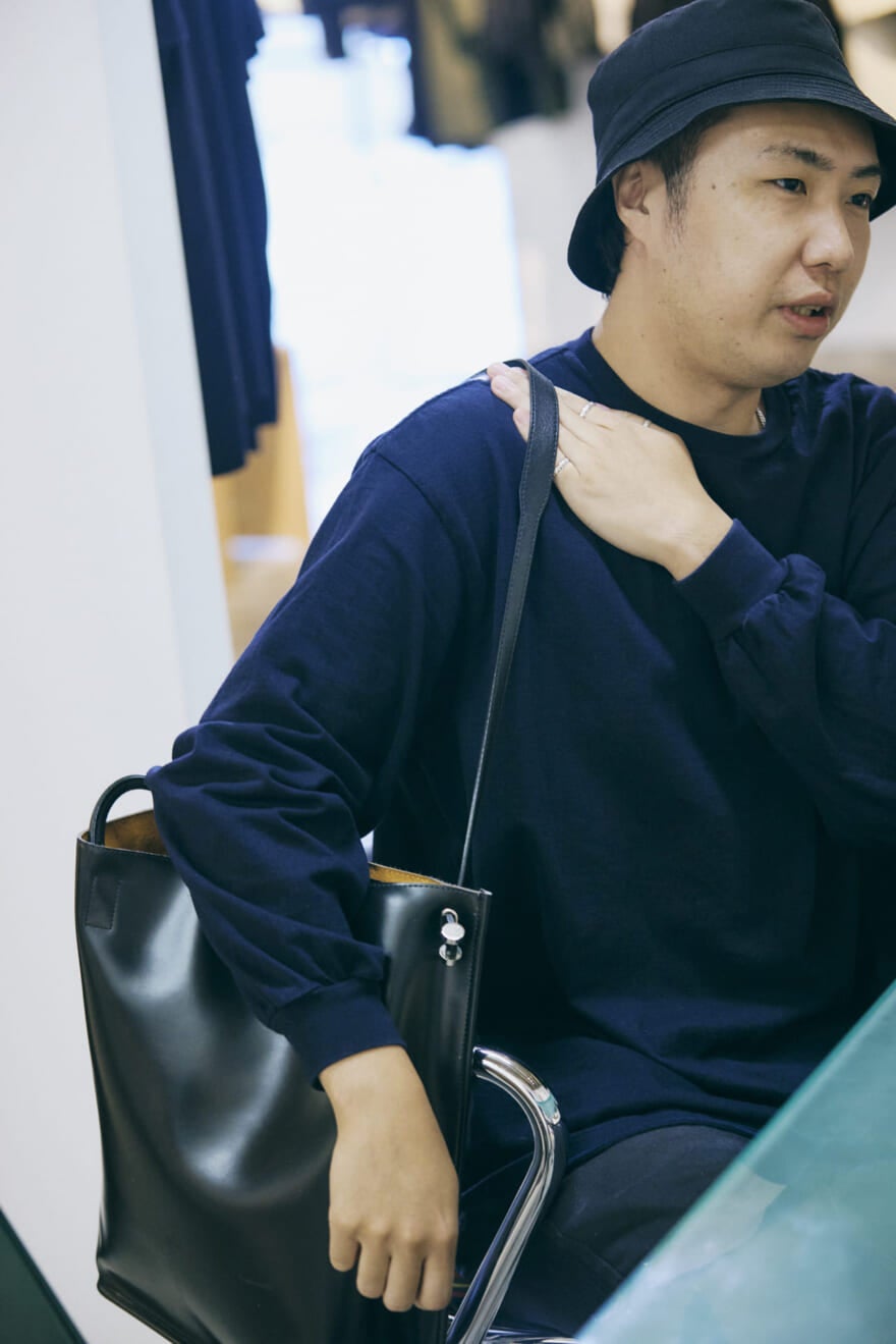 自分的黄金比な「エルメス」のバケットハット、「シュプリーム」の黒い