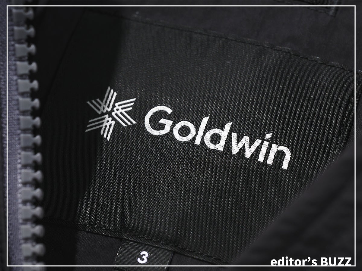 当然暖かい「ゴールドウイン」のダウンジャケットは“シルエット”でも大