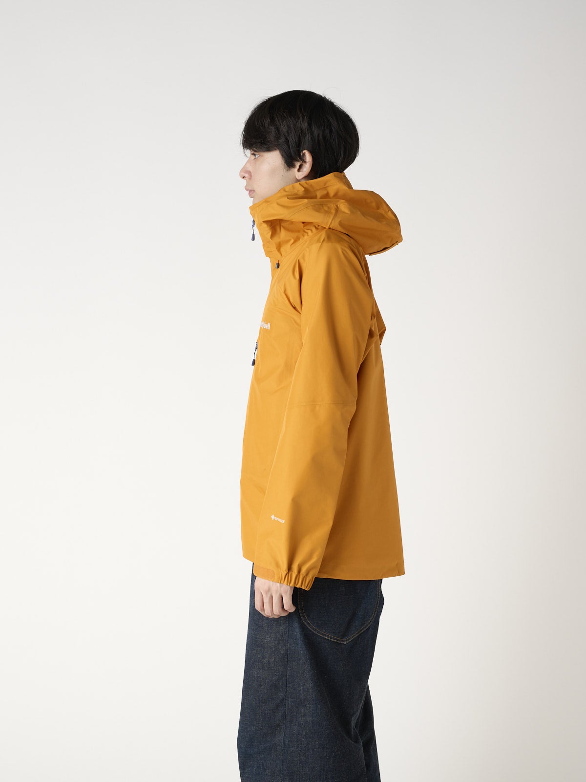 モンベル」の今買えば春まで使える“新作シェルジャケット”5着を徹底