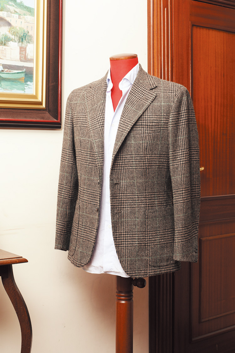 父から子へ、軽やかさの品格がソリートの矜持〈サルトリアソリート