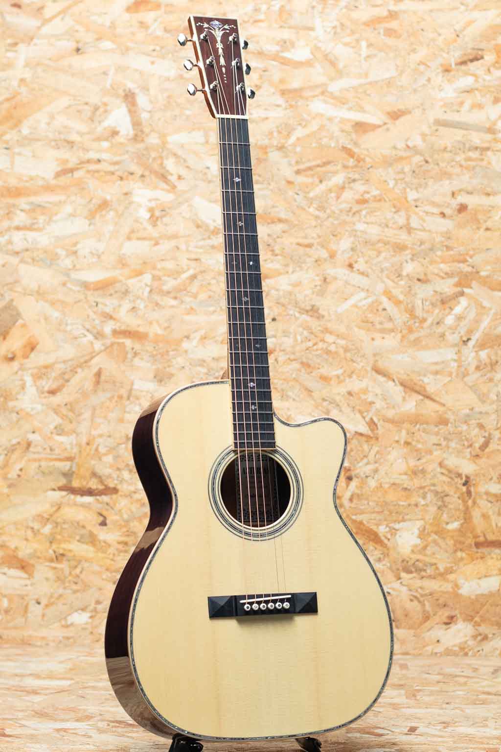 Solo Premium 2023: アコースティックギター｜三木楽器公式通販サイト