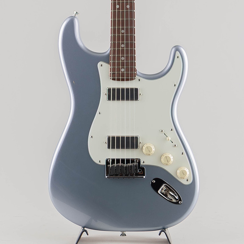 American Professional II Stratocaster HH/Ice Blue Metallic