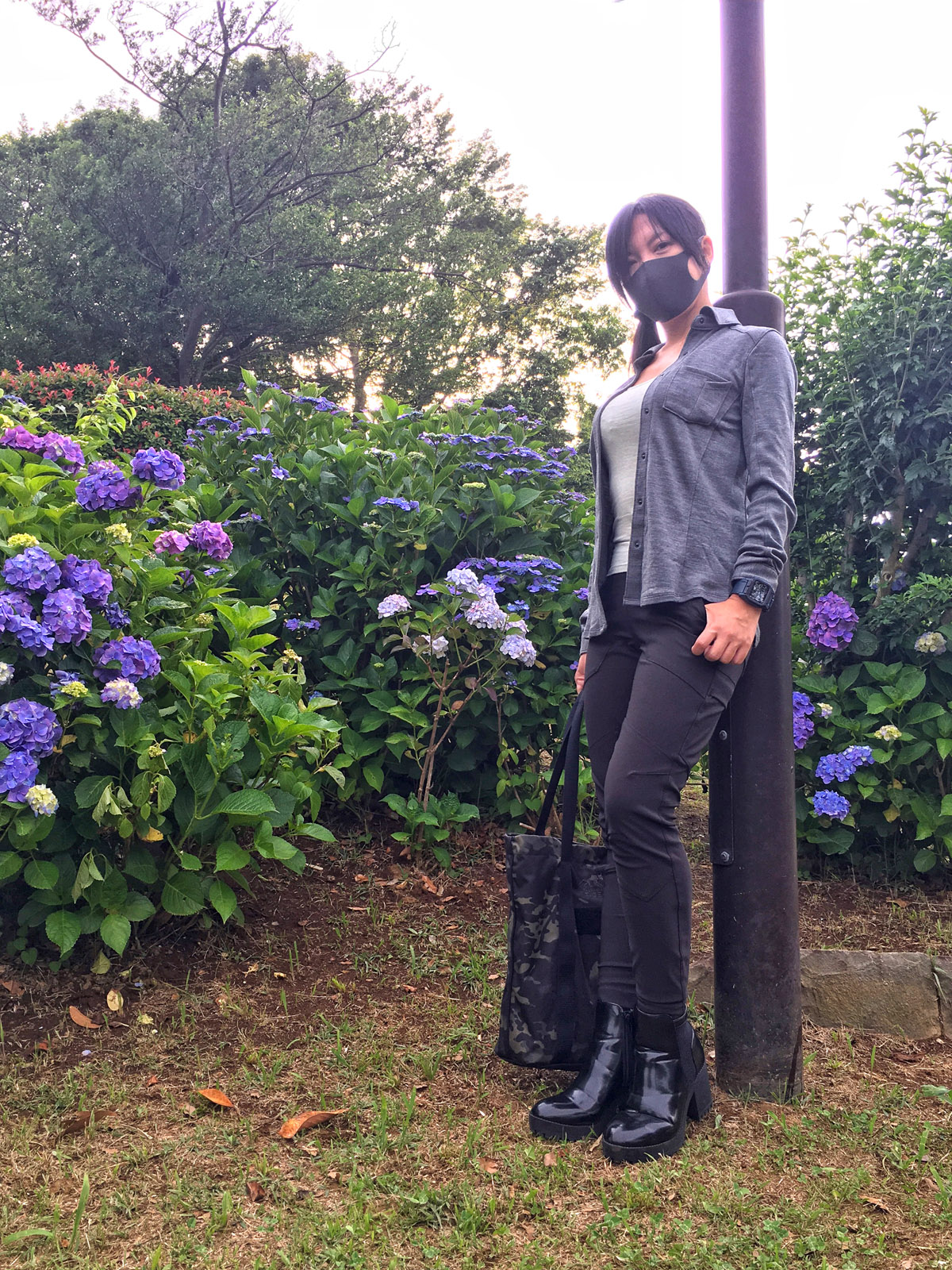 TRIPLE AUGHT DESIGN (TAD) のレディースウェア （レギンス／シャツ