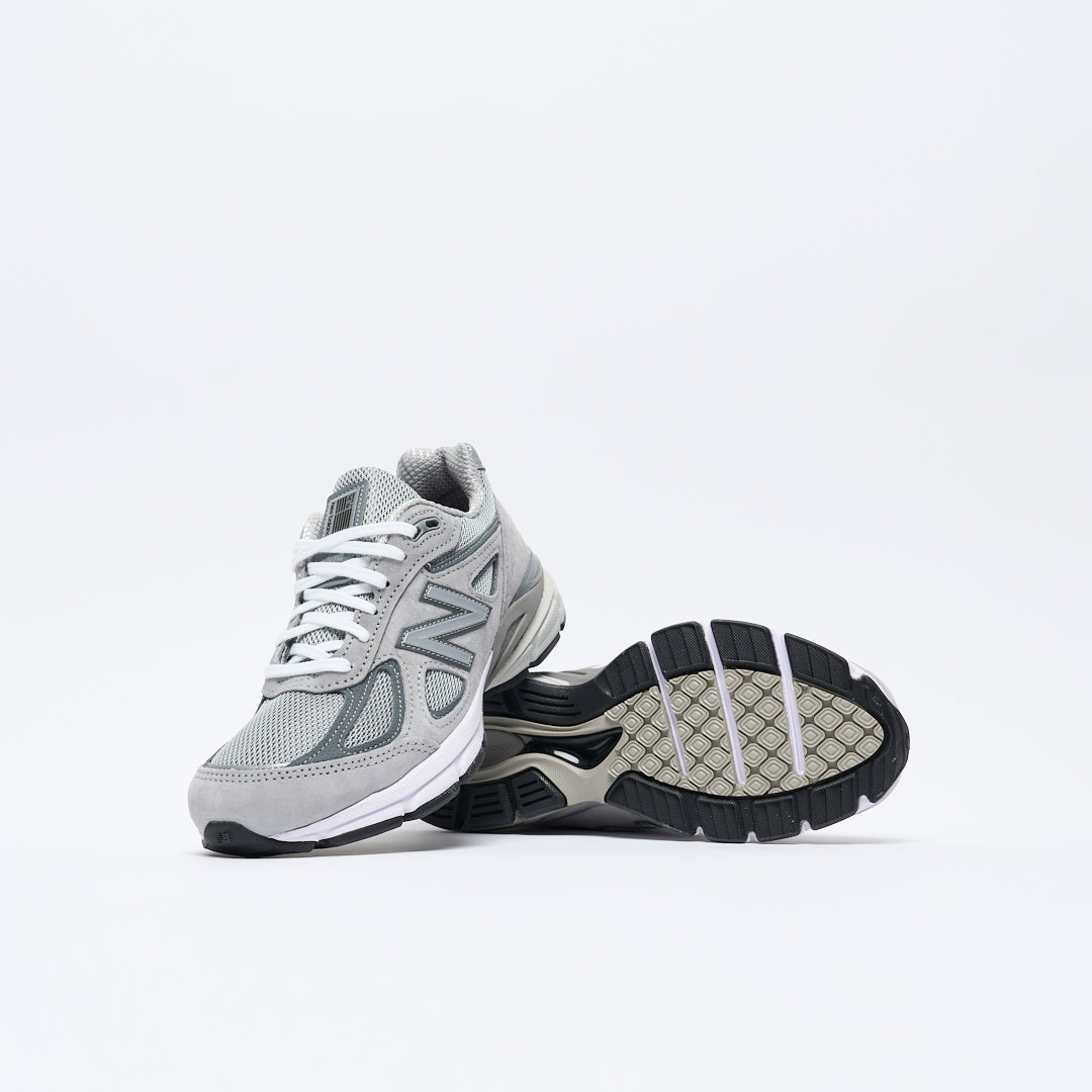 New Balance - 990 V4 