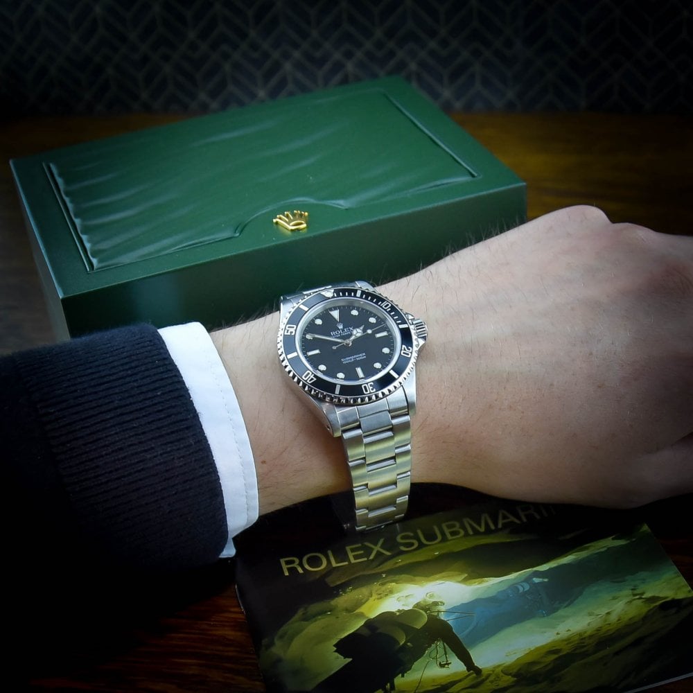 Rolex Submariner Non-Date 14060M - Black Dial - 2005| Miltons Diamonds