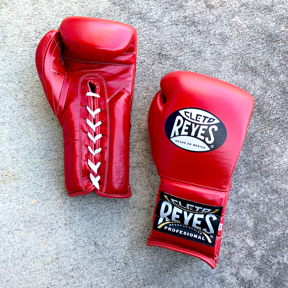 MSM Fight Shop | Cleo Reyes Training Lace-up Boxing Gloves - Red