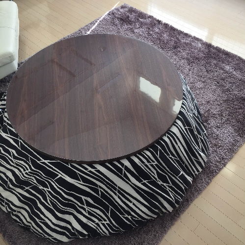 アクタスの円形こたつFK-1を使うお家5軒、口コミよりリアルな写真