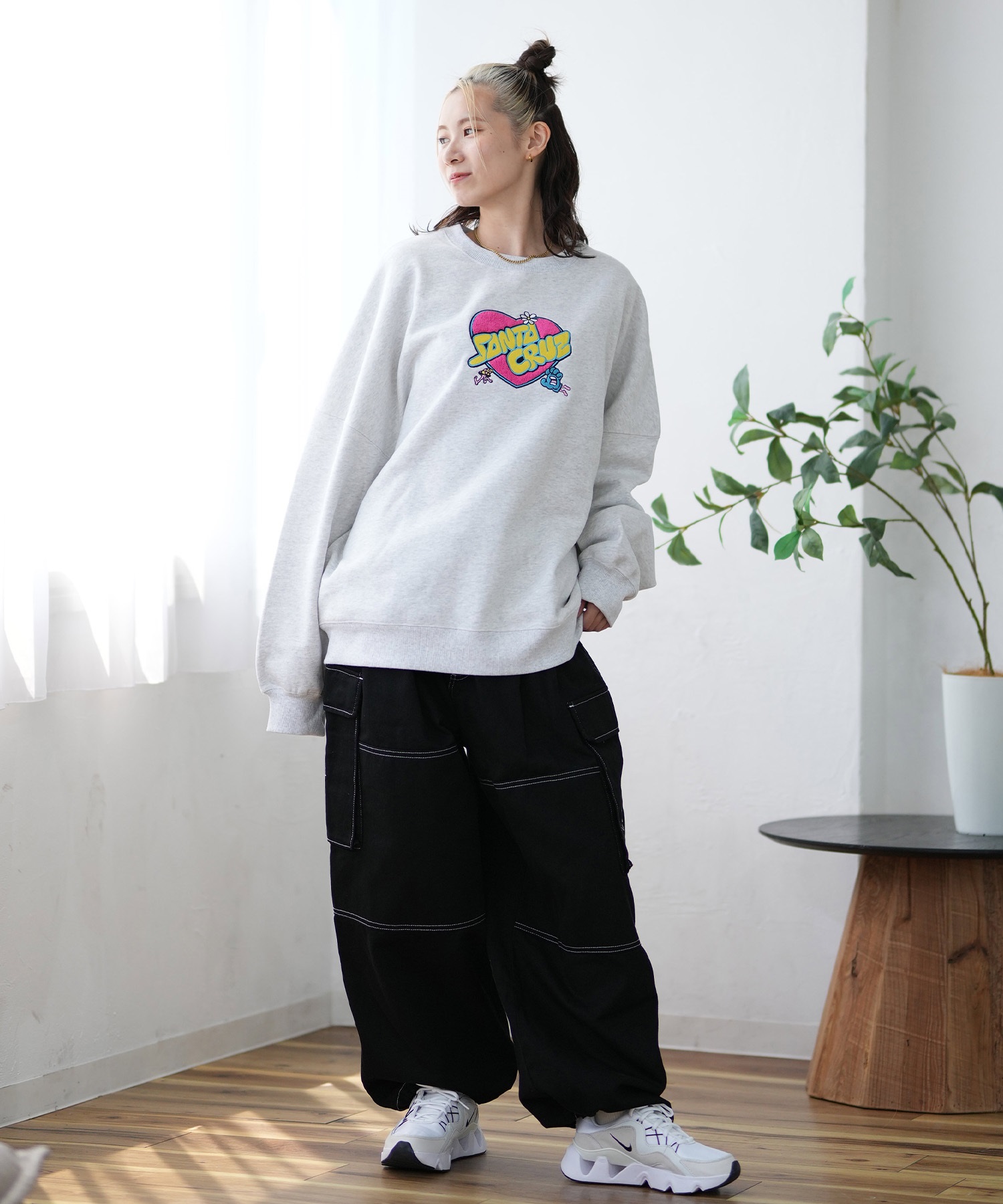 SANTACRUZ サンタクルーズ トレーナー レディース クルーネック