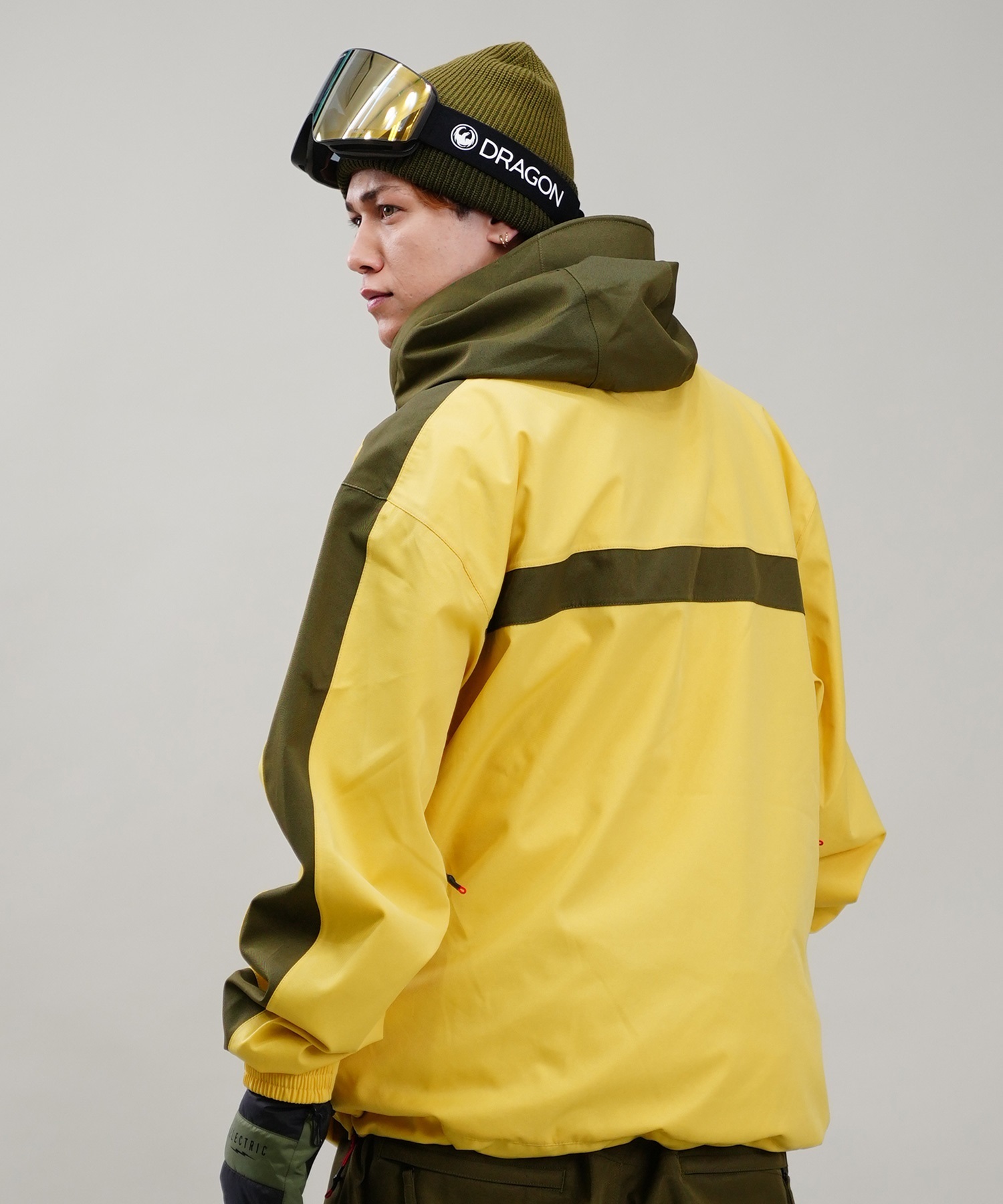 VOLCOM ボルコム LONGO 20K PULLOVER スノーボード ウェア ジャケット