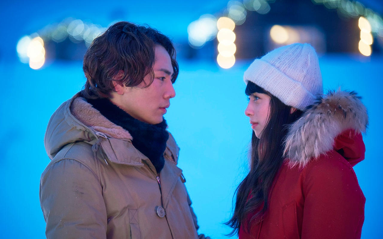 中島美嘉、氷の世界で歌う「雪の華」MV入りスペシャルムービー公開