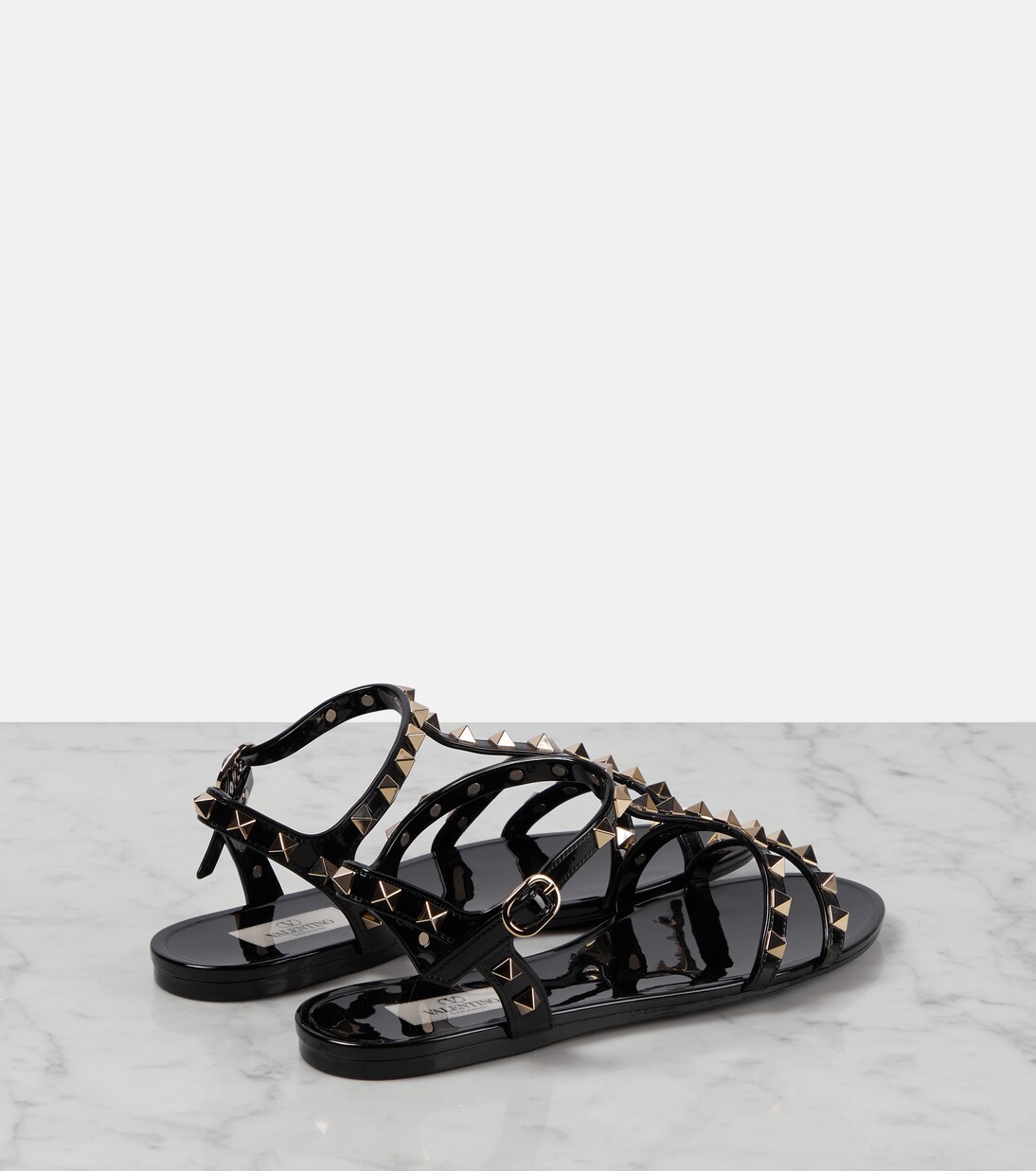 Valentino Garavani Rockstud jelly sandals in black - Valentino