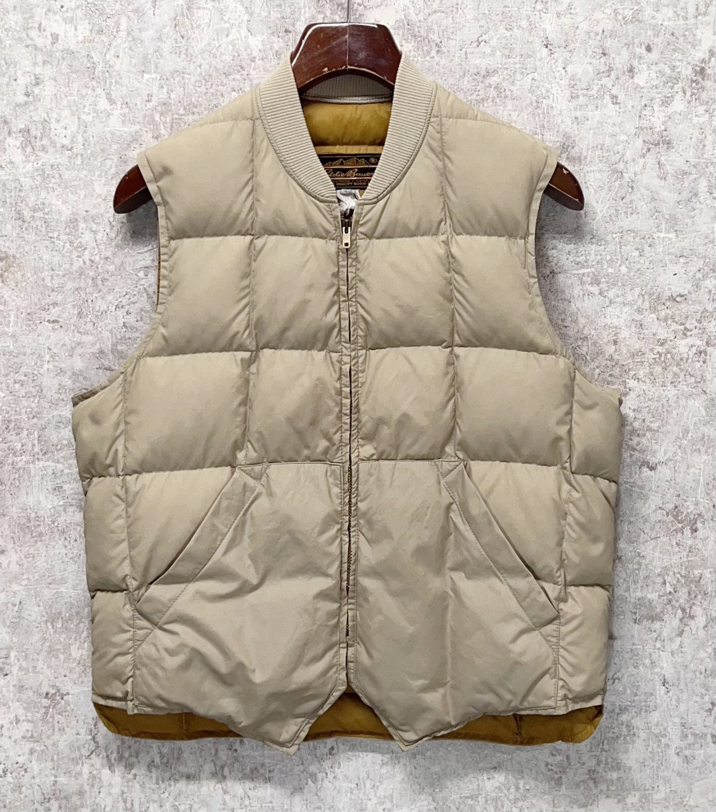 80's【ビンテージ】【Eddie Bauer】【エディーバウアー】【ベージュ