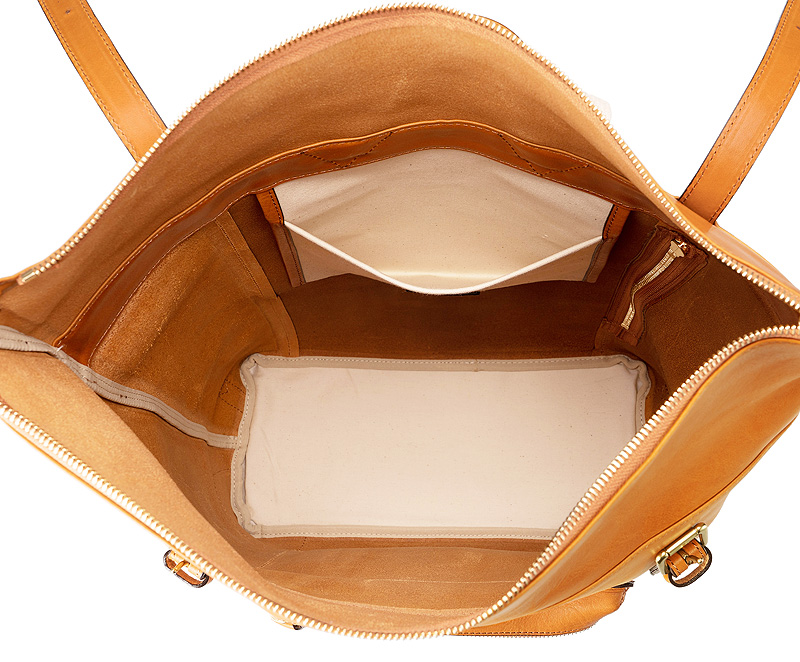 ノイインテレッセ】バックパック□ツァイト レザー