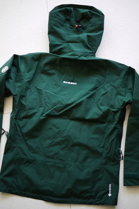 ノーザンアイランド / MAMMUT 