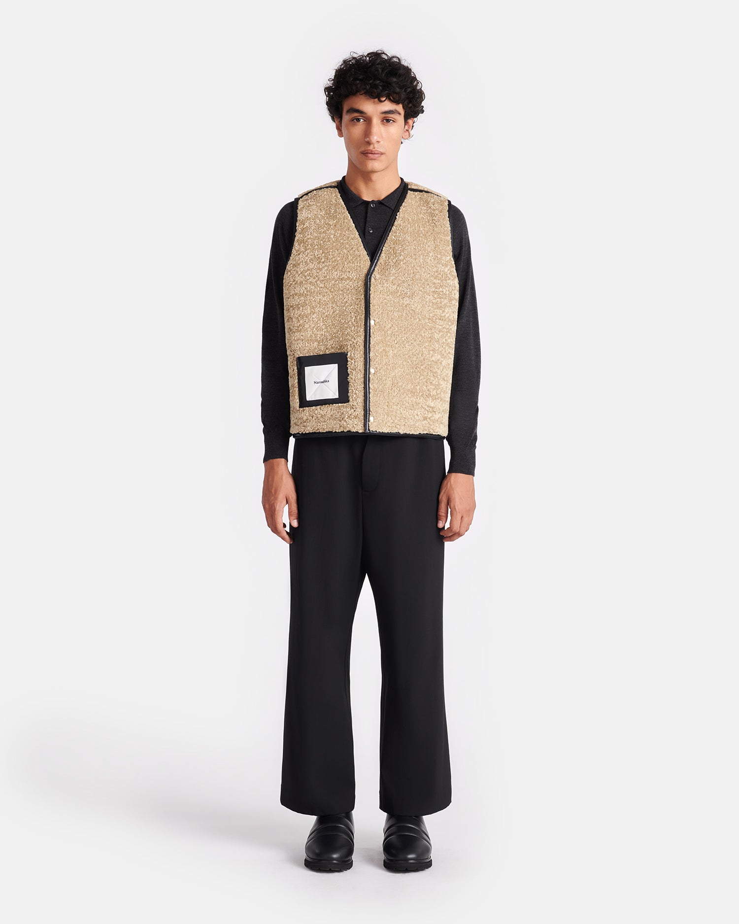 Leevi - Reversible Bonded Shearling Vest - Cornstalk/Black – Nanushka