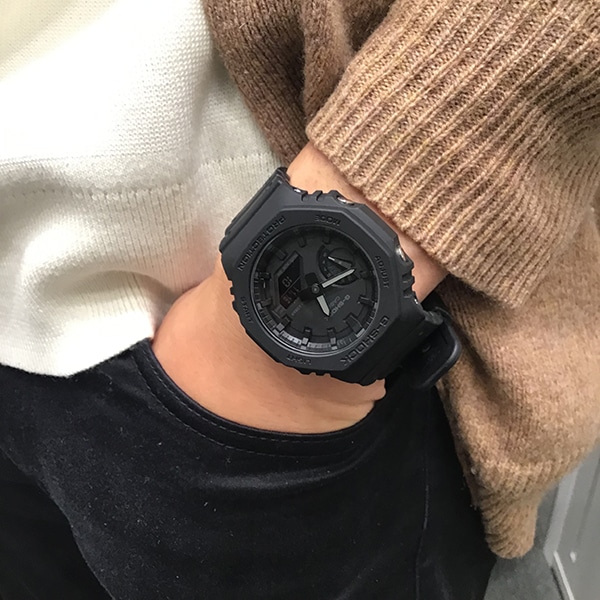 G-SHOCK オクタゴン GA-2100-1A1JF カーボンコアガード クォーツ