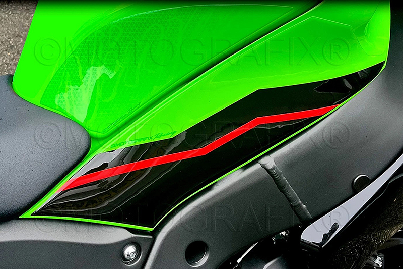 KAWASAKI | ニーパッド MOTOGRAFIX