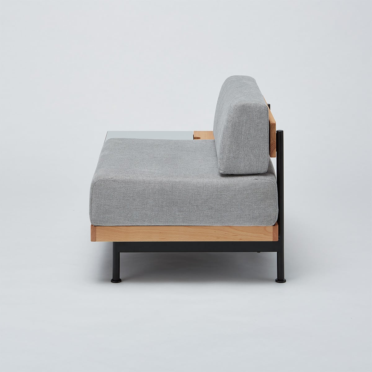 1人掛けソファ 収納付き (新しい暮らし方のためのツール by BEAMS