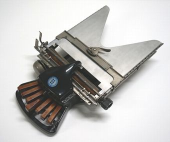 第7回企画展 創立80周年記念企画 日本点字図書館の歴史にふれる