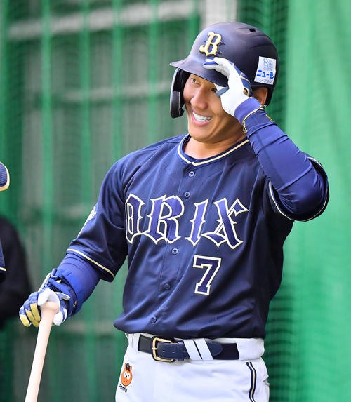 オリックス吉田正尚が「背番号7」初披露「自分が像をつくっていけたら