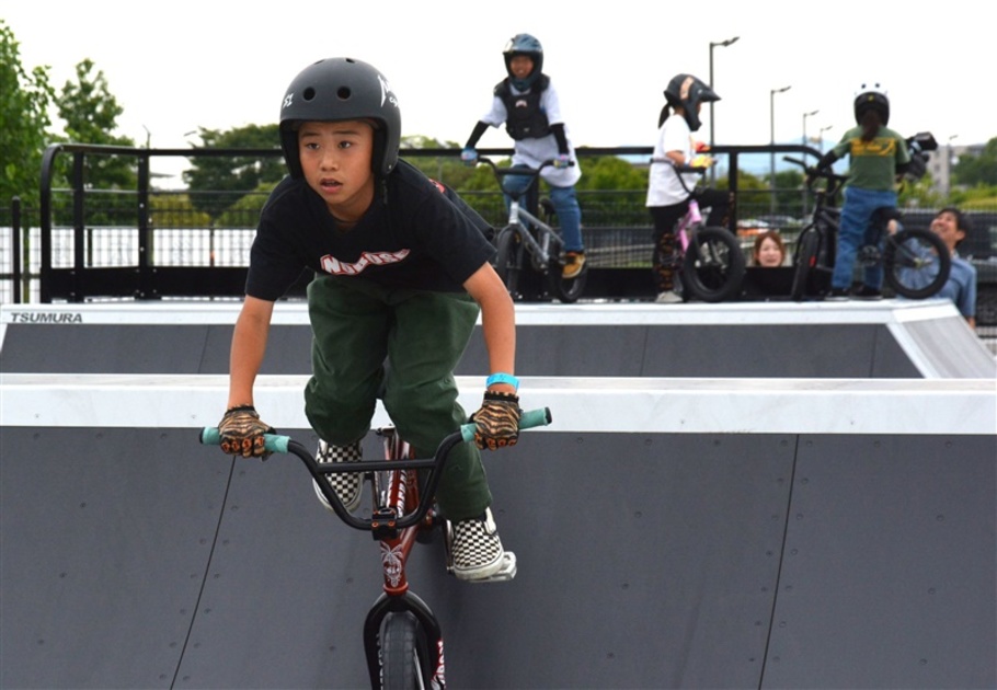 か 福岡BMX ストリート 県内配達可能 か 福岡BMX ストリート 県内配達
