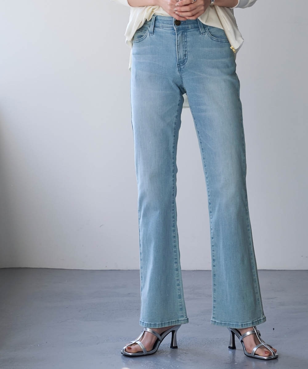 すごのびストレッチデニムブーツカットパンツ（ゆったり太もも